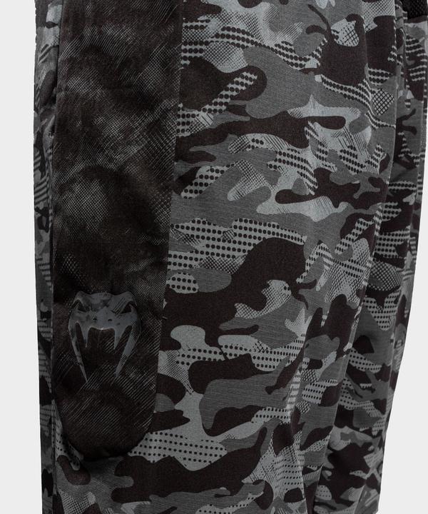 Image du produit Venum Defender Training Shorts - Dark Camo (S)
