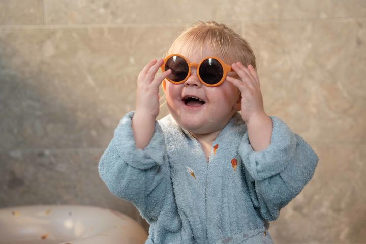 Immagine prodotto Filibabba Occhiali da sole per bambini in plastica riciclata - Peach Caramel