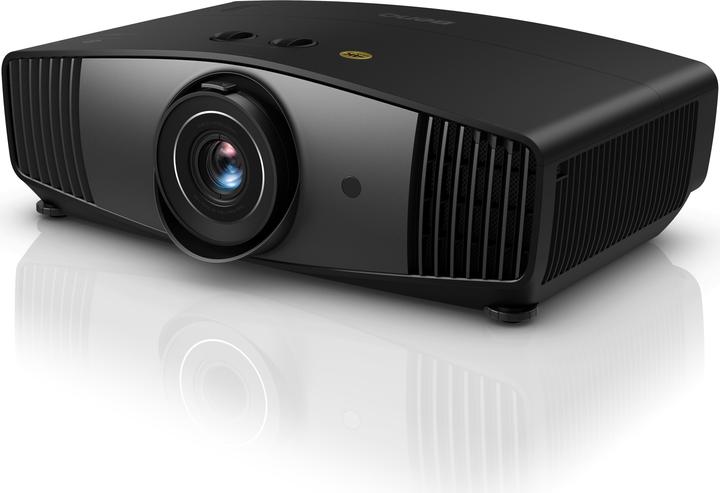 BenQ W5700B (4K, 1800 lm, 1.36 - 2.18:1)