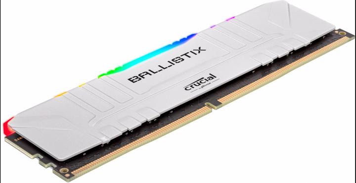 Immagine prodotto Crucial Ballistix RGB (2 x 16GB, 3600 MHz, DDR4-RAM, DIMM)