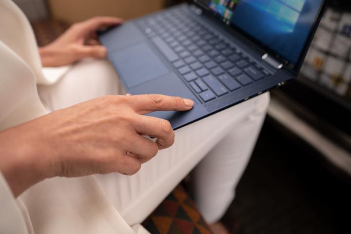 Productafbeelding HP Elite Libelle (13.30", Intel Core i5-8265U, 16 GB, 512 GB, NL)