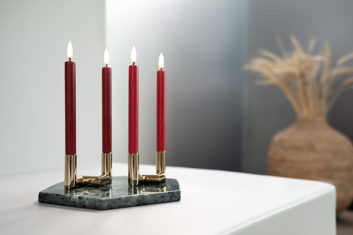 Productafbeelding Piffany Copenhagen Uyuni - LED mini taper kaars 2-pack - Rood, Glad - 1,3x13,8 cm (UL-TA-RE01312-2) (2 x)