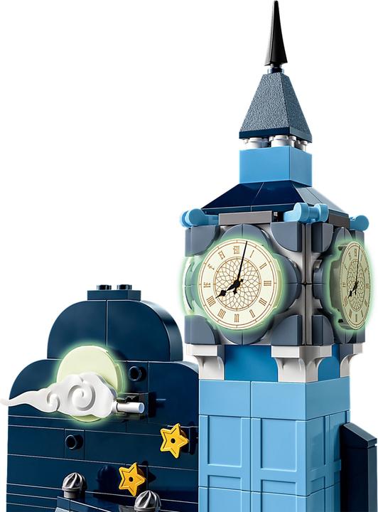 Actual product image LEGO Disney Peter Pan's & Wendy's Flight Over London (43232, LEGO Disney)