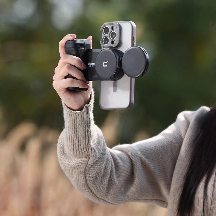 Image du produit Ulanzi MA35 MagSafe Bluetooth Obturateur et poignée de caméra pour smartphone 1