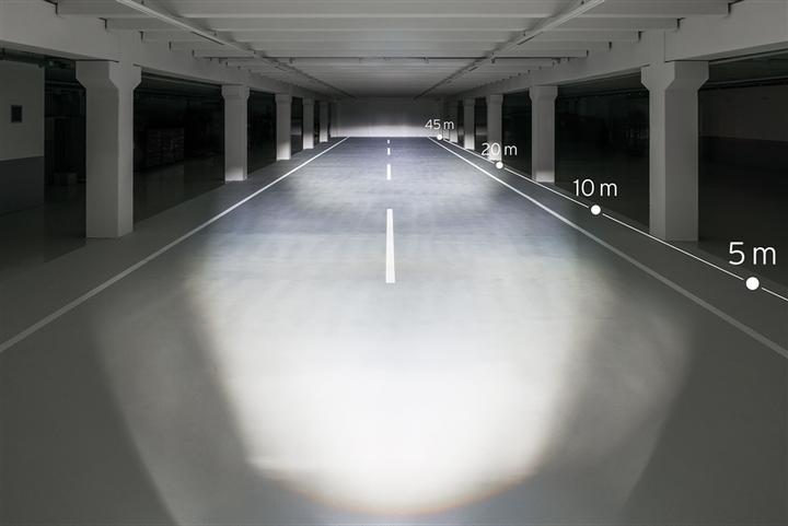 Image du produit Busch & Müller Lumotec IQ-X (100 lm)