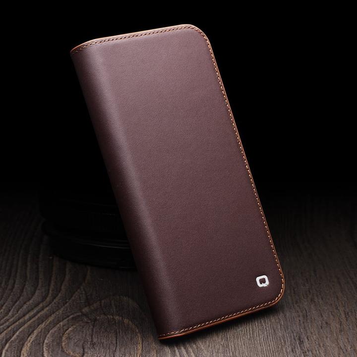 Produktbild QiAlino Hülle Flip Matt dunkelbraun (Apple iPhone 15 Pro Max)
