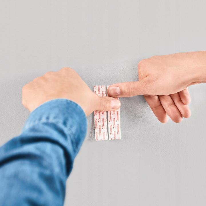 Actual product image tesa Powerstrips