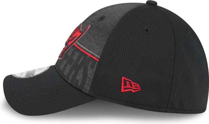 Actual product image New Era 39Thirty Cap TRAINING 2023 Tampa Bay Buccaneers - L/ (XL)