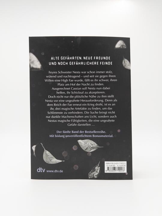 Actual product image Das Reich der sieben Höfe – Silbernes Feuer (German, Sarah J. Meuse, 2023)