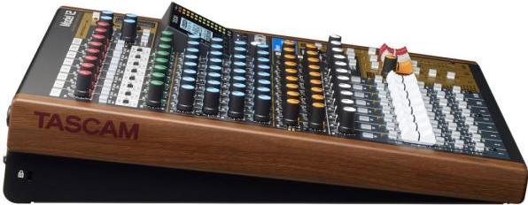 Produktbild Tascam Model 12 Mischpult mir Interface mit Kabel (Studio- und Livemixer)