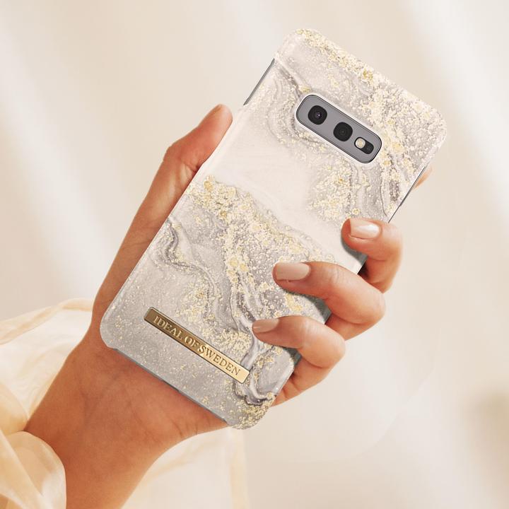 Actual product image iDeal Of Sweden Sparkle Greige Marble (Samsung Galaxy S10e)