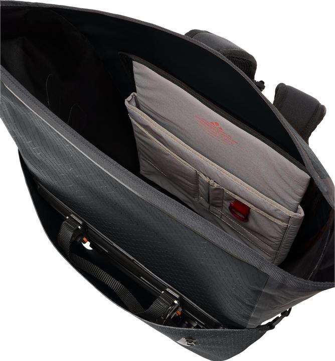 Produktbild Vaude Aqua Transformer 2in1 (26 l, Gepäckträgertasche)