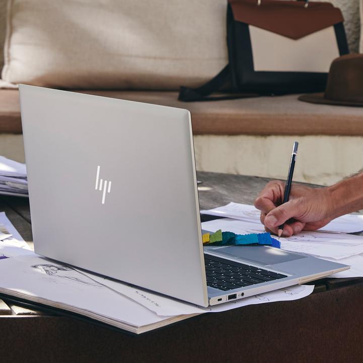 Actual product image HP EliteBook 850 G8 (Polish Keyboard) (15.60", Intel Core i5-1145G7, 8 GB, 512 GB, Without keyboard layout)