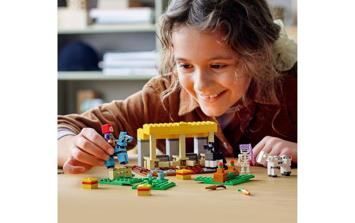 Actual product image LEGO The stable (21171, LEGO Minecraft)