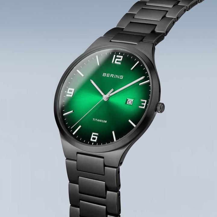 Immagine prodotto Bering Titanium (Orologio da polso analogico, 40 mm)