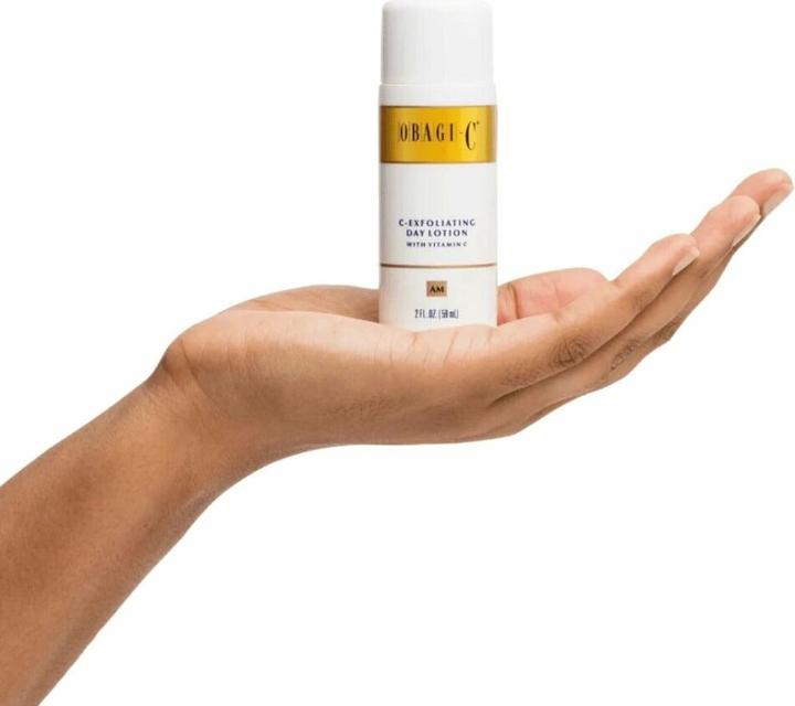 Actual product image Obagi Medical New Fresh Box C-Peeling Day Lotion 59ml 2 Ounces with Vitamin C Moisturiser (59 ml)