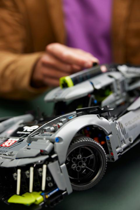 Image du produit LEGO Peugeot 9X8 24H Le Mans Hybrid Hypercar (42156, LEGO Technic)