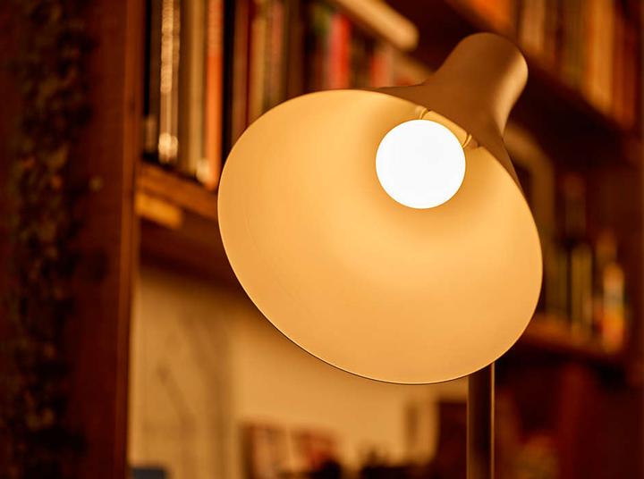 Image du produit Philips Benno (E14, 40 W, 470 lm, 1 x, F)