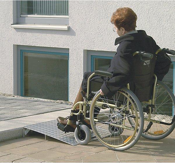 Immagine prodotto Altec Rampa, portata 300 kg, differenza di altezza 120 - 170 mm.