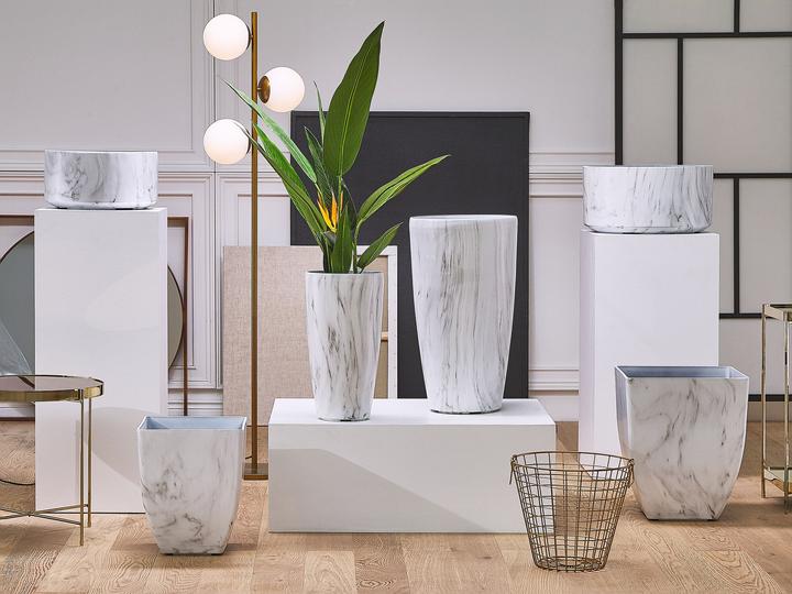 Produktbild Beliani Blumenkübel 2er Set weiss Marmor Optik quadratisch 28 x 28 x 34 cm MIRO (28 cm)