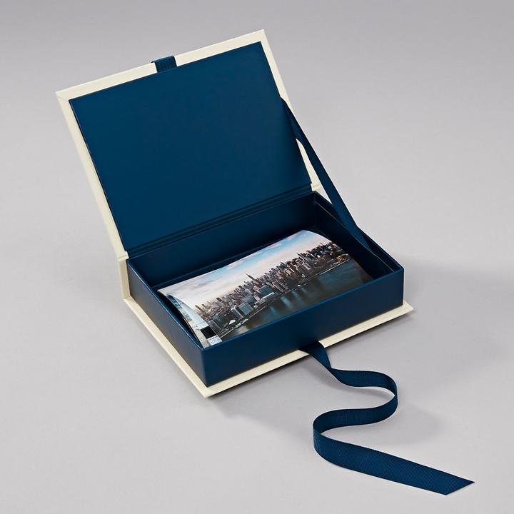 Actual product image Semikolon Photo box