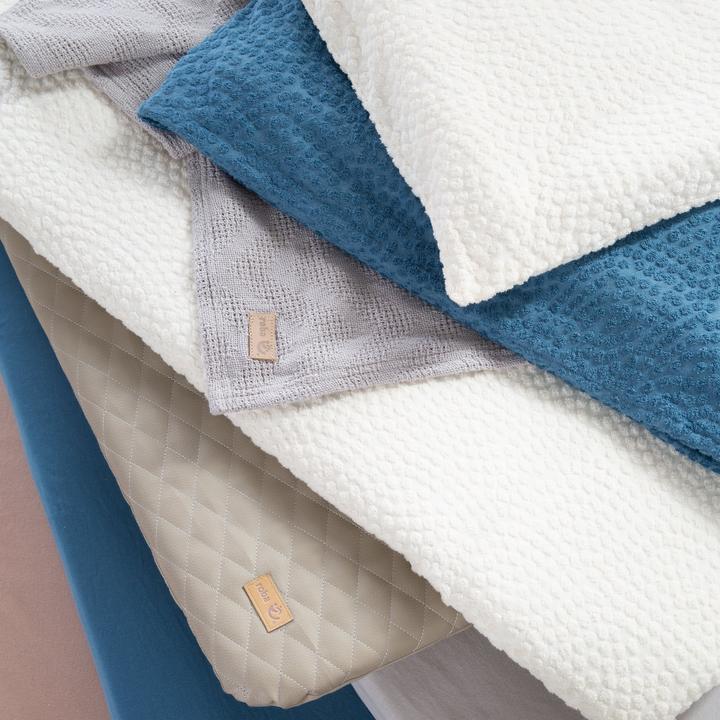 Image du produit Roba Housse de protection pour matelas à langer 75x85 cm 'Seashells' oyster (75 x 85 cm)