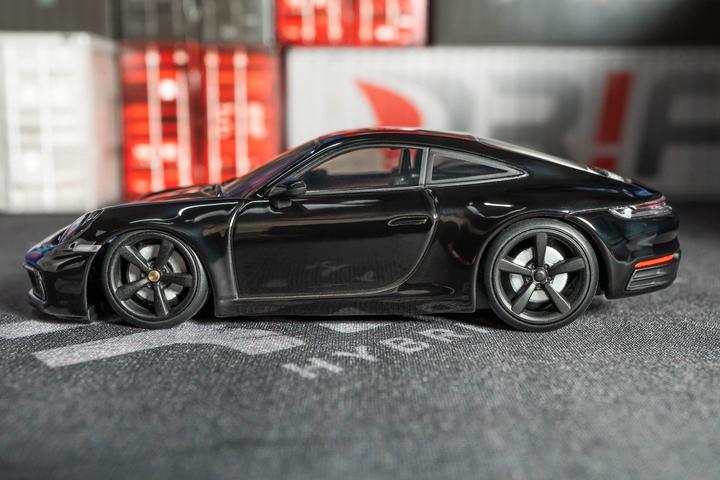 Produktbild Sturmkind DRIFT Racer Classics Series Porsche 911 Carrera (992)