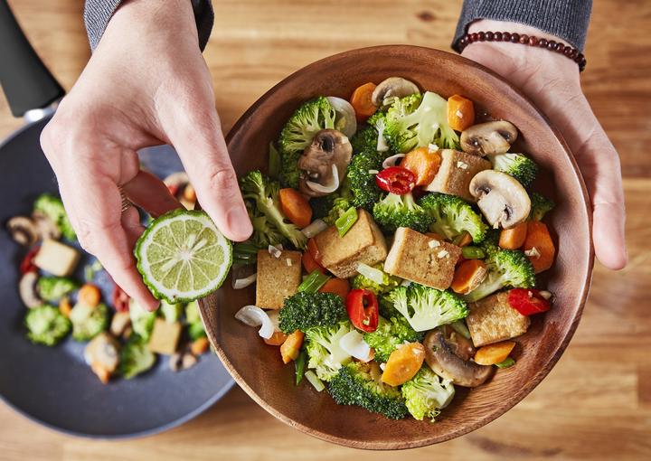 Productafbeelding Tefal Healthy Chef G1501923 Pan Wok/Braadpan Rond (28 cm, Wokpan, Koekenpan, Aluminium)