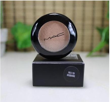 Produktbild MAC Cosmetics Dazzleshadow (Yes To Sequins)