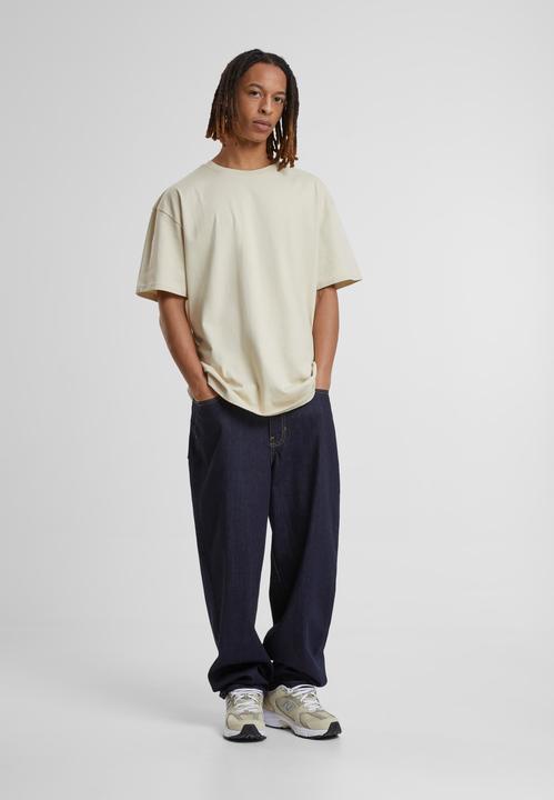 Actual product image Urban Classics Heavy Oversized Tee - 1560 (4XL)