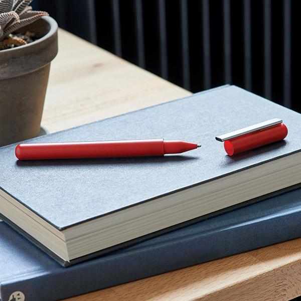 Actual product image Lexon C-Pen Długopis z pendrivem USB-C 32GB ciemnoczerwony/dark red LS101DR (32 GB, USB-C)