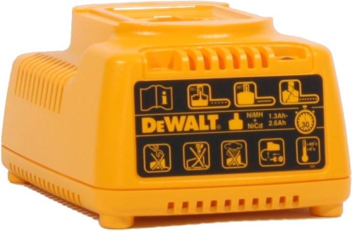 Actual product image DeWalt Zubehör DE9130 Schnellladegerät 7,2V - 18V NiCd/NiMH (7.2 V)