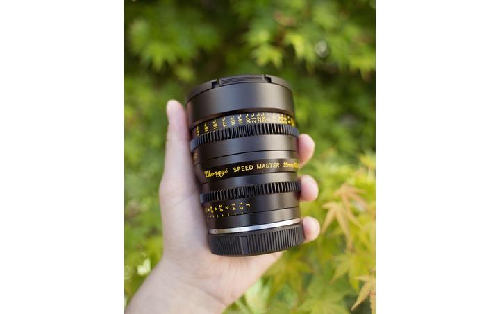 Actual product image Zhongyi Mitakon Fixed focal length Speedmaster 35 mm T1 Cine (Micro Four Thirds, Micro Four Thirds)