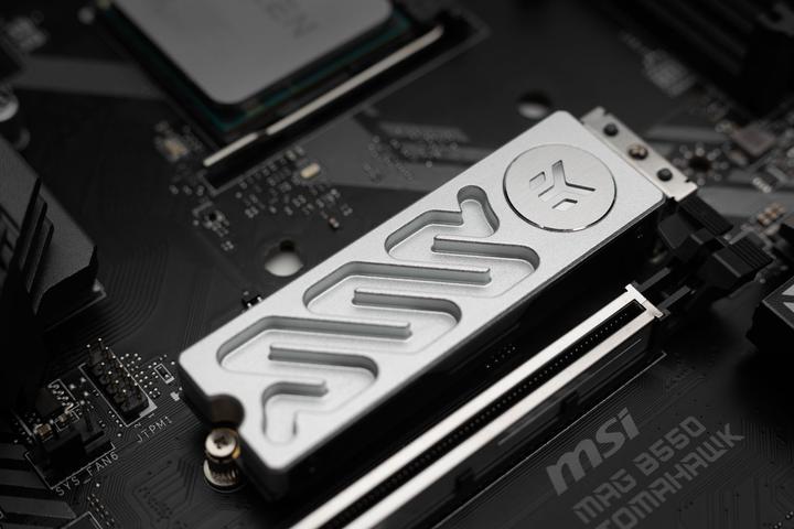 Actual product image EKWB EK-Quantum Convection M.2 NVMe