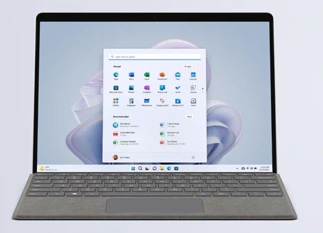 Produktbild Microsoft Surface Pro 9 for business (13", Microsoft SQ3, 16 GB, 256 GB, Ohne Tastaturlayout)