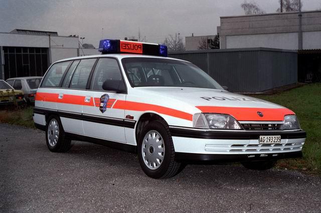 Produktbild Ace Opel Omega A2 Kantonspolizei Aargau