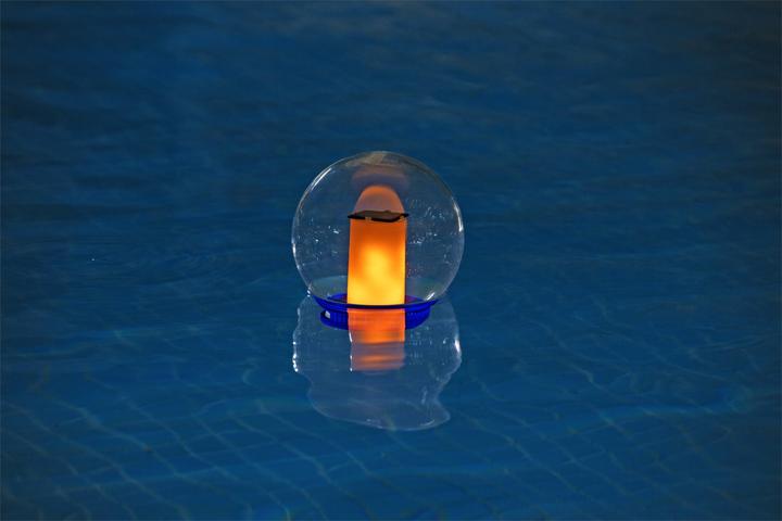Produktbild Bestway SolarSphere LED Chemical Dispenser