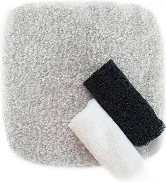 Gris, Blanc, Noir