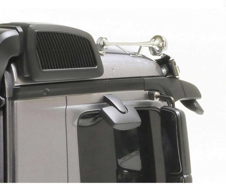 Actual product image Tamiya Mercedes-Benz Arocs (Kit)