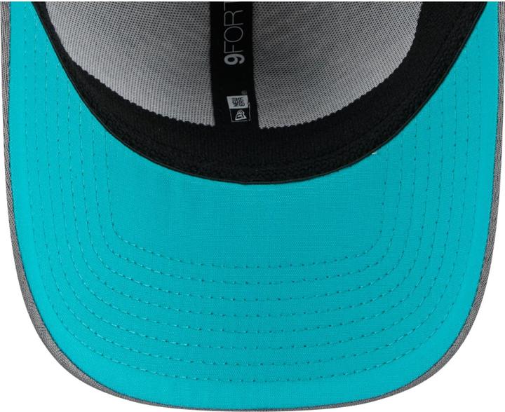 Produktbild New Era 9Forty Stretch Cap Training 2024 Miami Dolphins