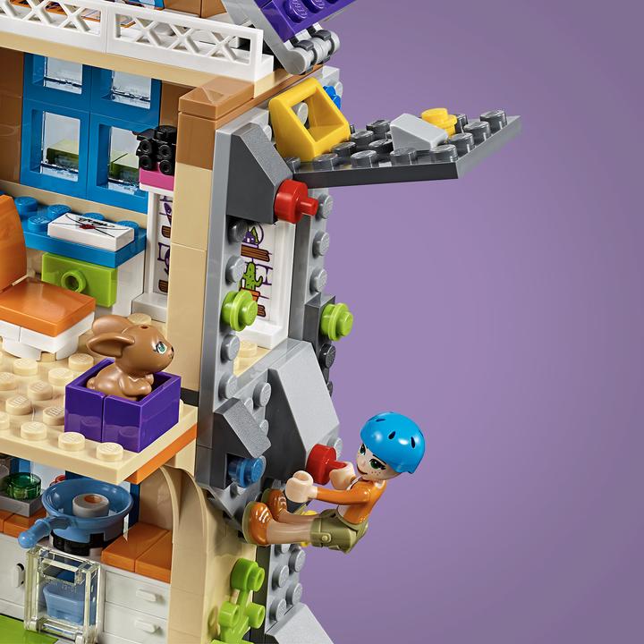 Actual product image LEGO Mia's house with horse (41369, LEGO Friends)