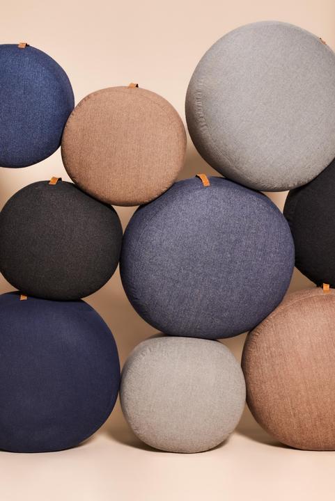 Produktbild Hübsch Pouf mit Lederhenkel