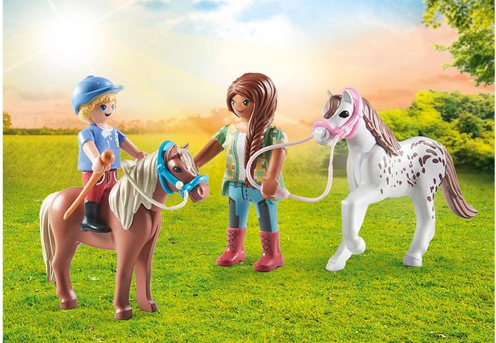 Image du produit Playmobil Écurie (71494, Playmobil Chevaux de la cascade)
