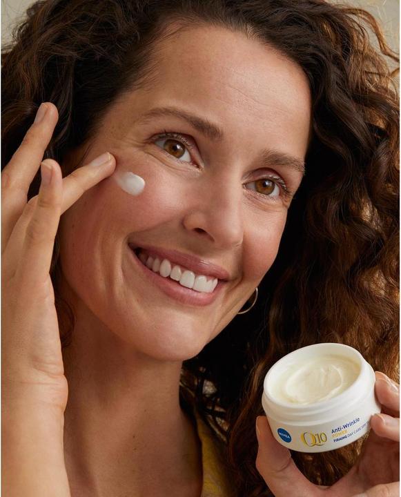 Produktbild NIVEA Q10 Power Anti-Falten Straffende Tagescreme (50 ml, Tagescreme, SPF 15)