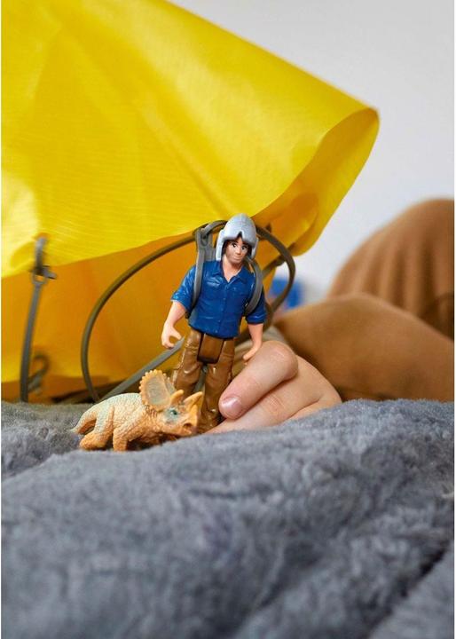 Actual product image Schleich Dino parachute rescue