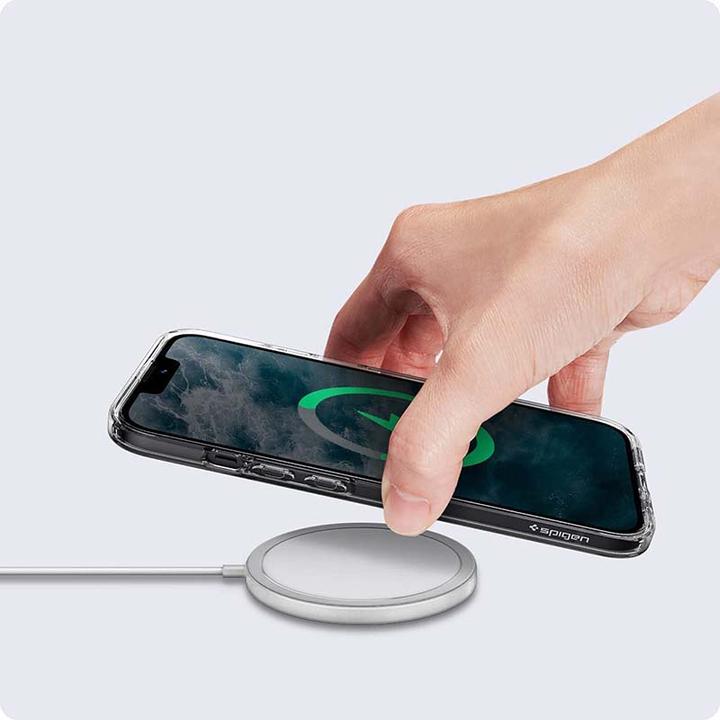 Actual product image Spigen Ultra Hybrid (Apple iPhone 13)