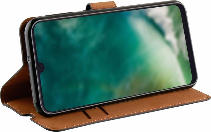 Actual product image Xqisit Slim Wallet Selection