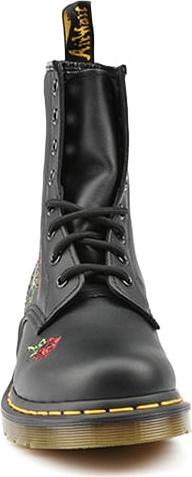 Actual product image Dr. Martens boots (38)