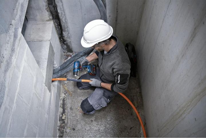 Actual product image Bosch Professional GHG 18V-50 Solo