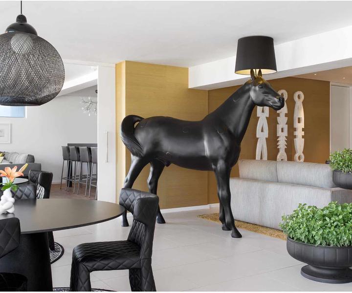 Actual product image Moooi Horse Lamp floor lamp (E27)